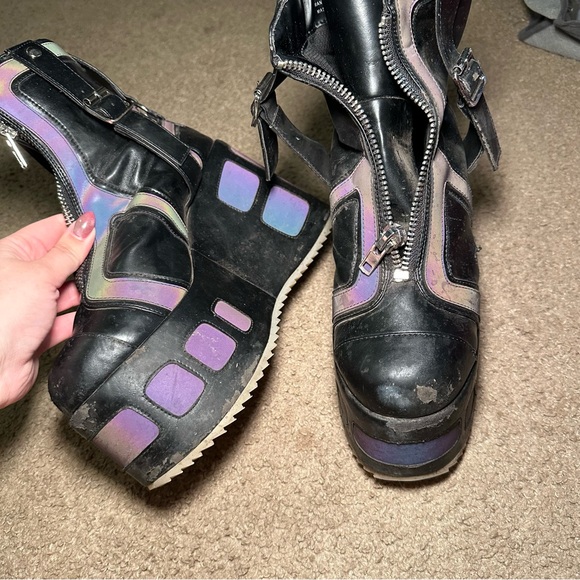 Dolls Kill rainbow reflective & light up platform boots, broken zipper, size 11 - Picture 2 of 6